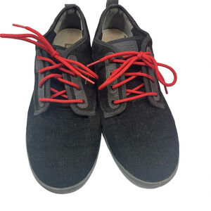 Mens Chrome black corduroy sneakers size 9. Great condition